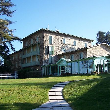 בזאס Logis Hotels- Hotel Et Restaurant Domaine De Fompeyre מראה חיצוני תמונה