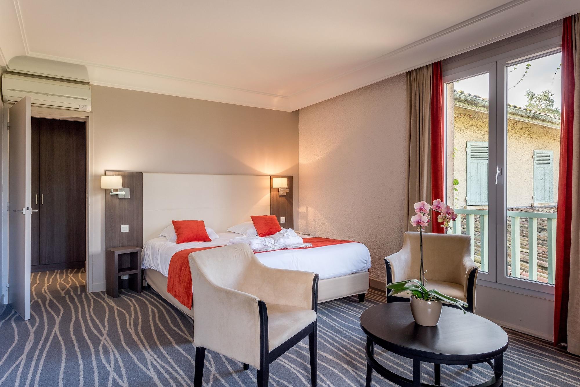 בזאס Logis Hotels- Hotel Et Restaurant Domaine De Fompeyre מראה חיצוני תמונה