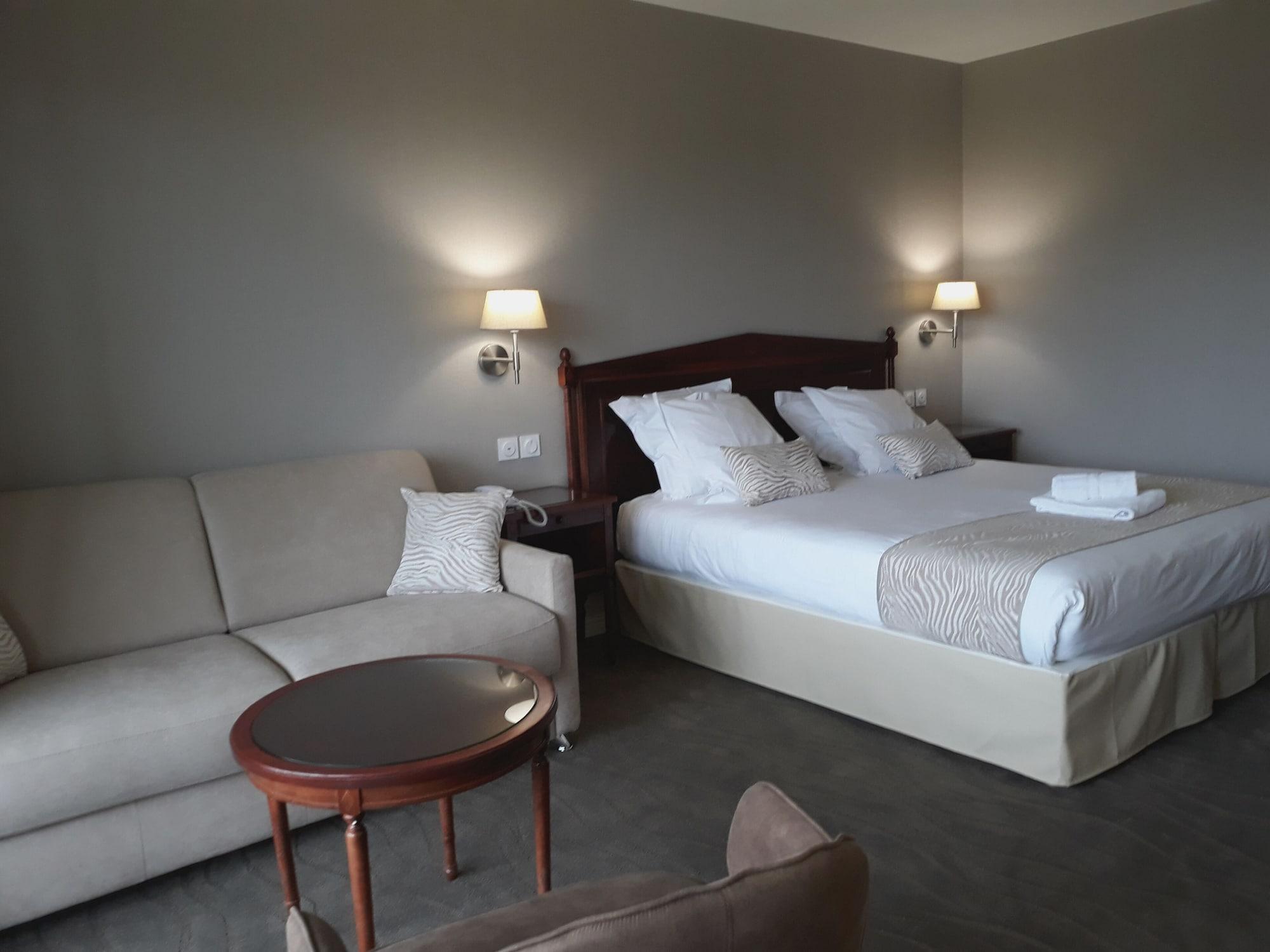 בזאס Logis Hotels- Hotel Et Restaurant Domaine De Fompeyre מראה חיצוני תמונה