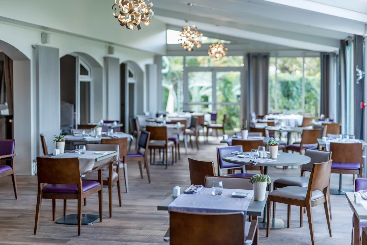 בזאס Logis Hotels- Hotel Et Restaurant Domaine De Fompeyre מראה חיצוני תמונה